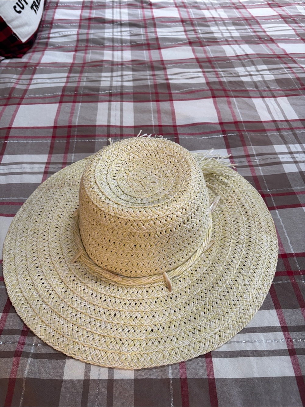 Source Unknown Woven Straw Sun Hat in Natural Beige